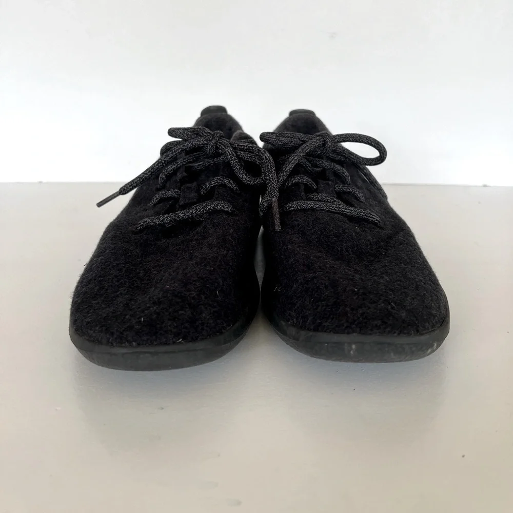 AllBirds Women's Wool Runners in Natural Black (Black Sole), size 9
